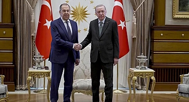 Lavrov Ukrayna'da barış için mi geldi? - Dünya Haberleri | Video